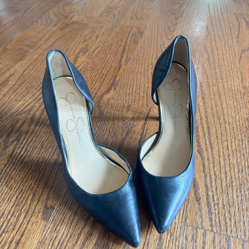 Jessica Simpson black heels